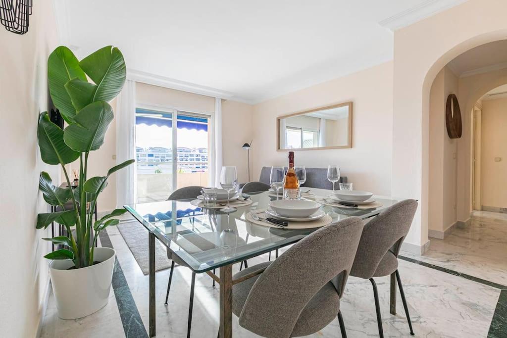 Luminous Puerto Banus, 2 Bedrooms And Parking * Marbella