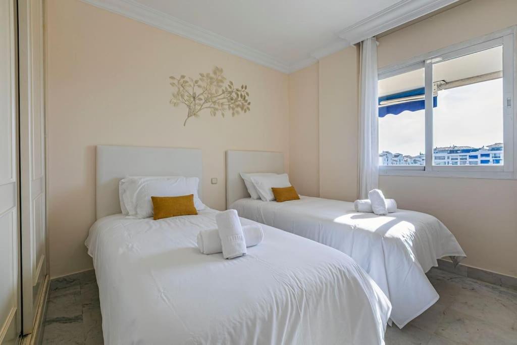 Luminous Puerto Banus, 2 Bedrooms And Parking