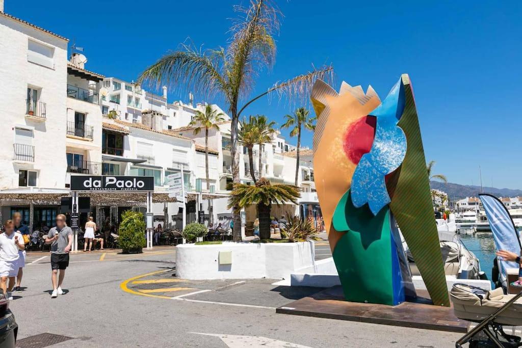 Luminous Puerto Banus, 2 Bedrooms And Parking