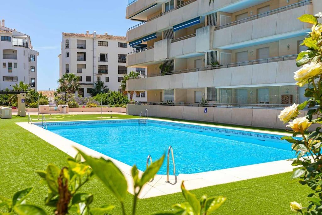 Apartment Luminous Puerto Banus, 2 Bedrooms And Parking Marbella